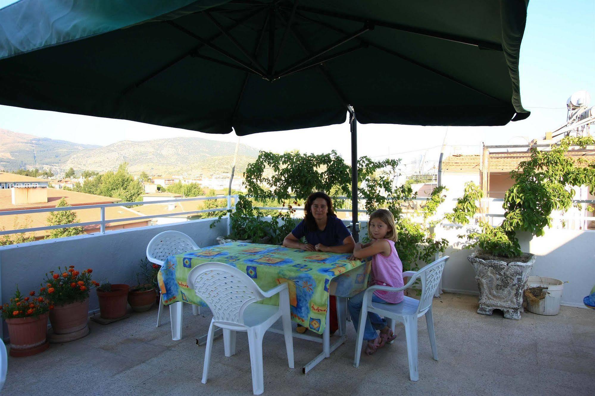 Vardar Pension Selçuk Exteriör bild